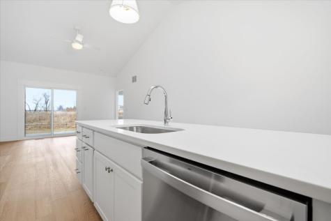 8 Stone Mill Court Bloomington IL 61705