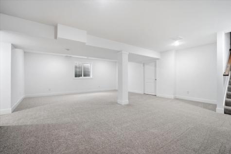 8 Stone Mill Court Bloomington IL 61705