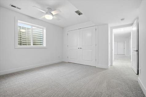 8 Stone Mill Court Bloomington IL 61705