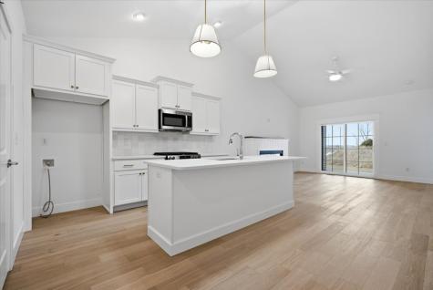 8 Stone Mill Court Bloomington IL 61705