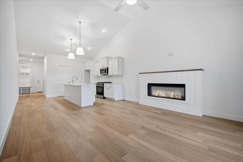 8 Stone Mill Court Bloomington IL 61705