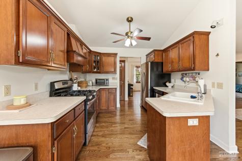 27 Hickory Loop Drive Sandwich IL 60548