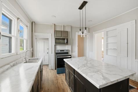 1405 7TH Avenue Rock Island IL 61201