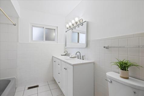 1605 East Frederick Street Arlington Heights IL 60004