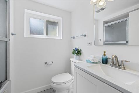 1605 East Frederick Street Arlington Heights IL 60004