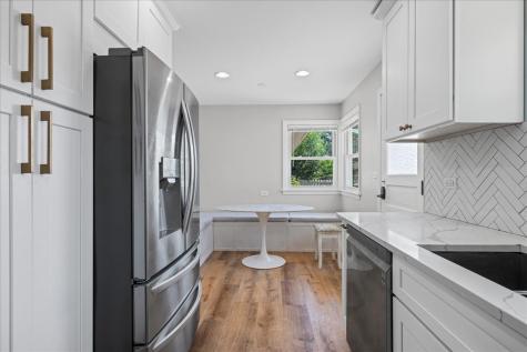 1605 East Frederick Street Arlington Heights IL 60004