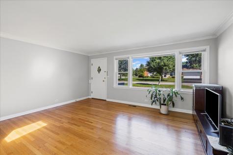 1605 East Frederick Street Arlington Heights IL 60004