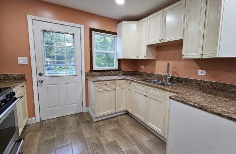 170 Hilldale Lane Port Barrington IL 60010
