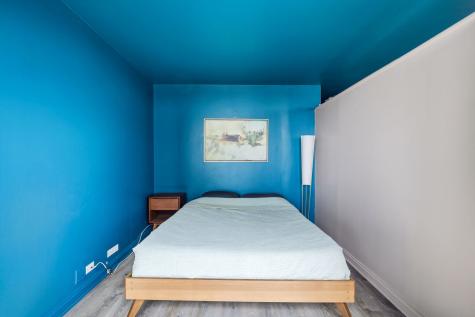 1560 North Sandburg Terrace N Chicago IL 60610