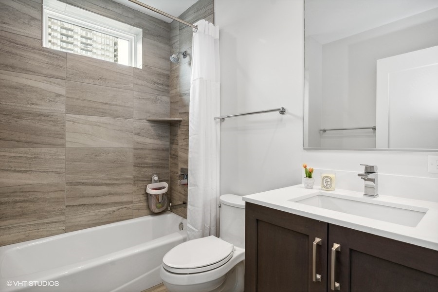 1700 South Prairie Avenue Chicago IL 60616