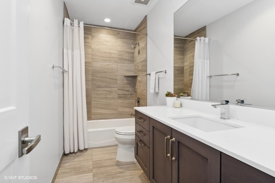 1700 South Prairie Avenue Chicago IL 60616