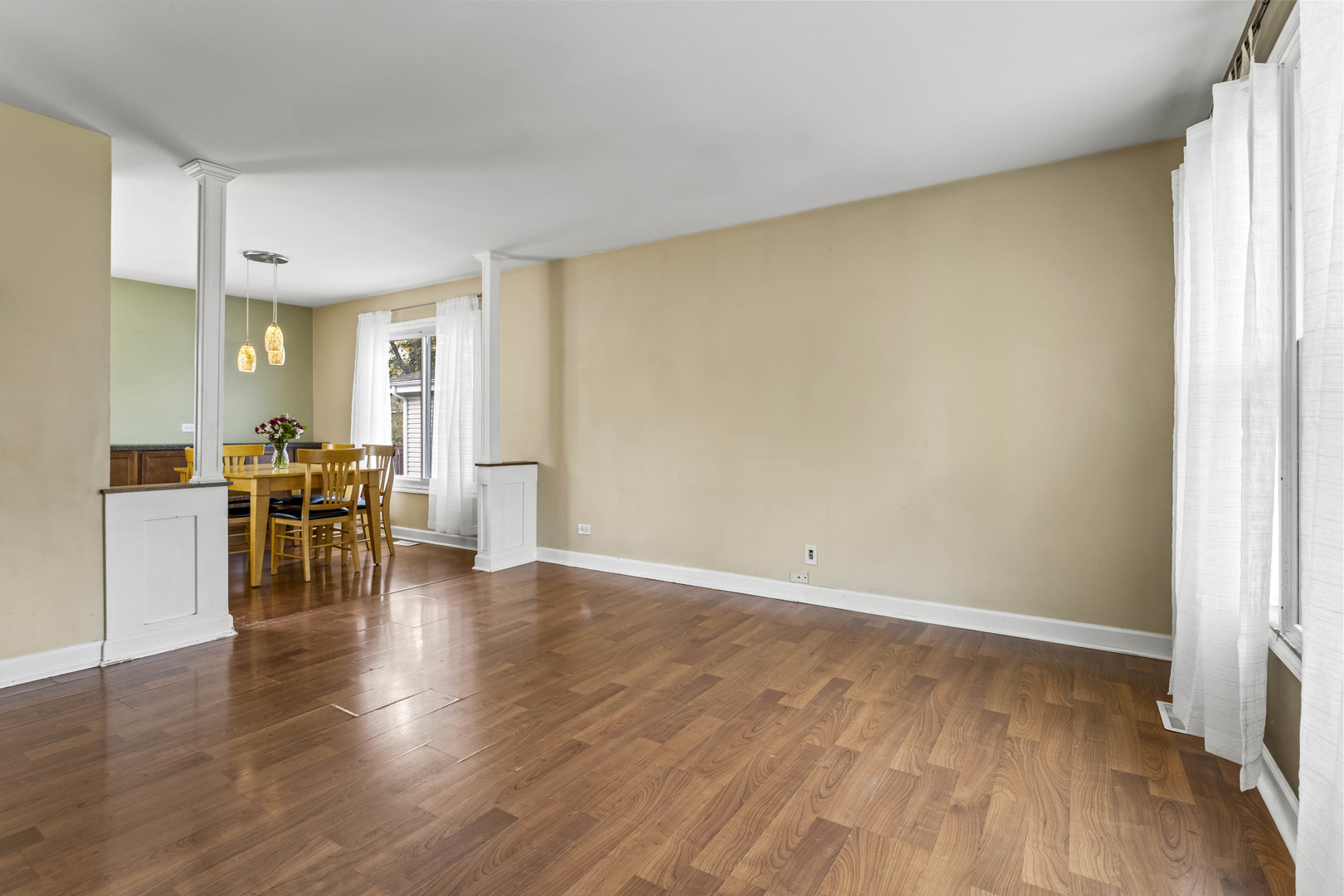 557 Cottonwood Circle Bolingbrook IL 60440