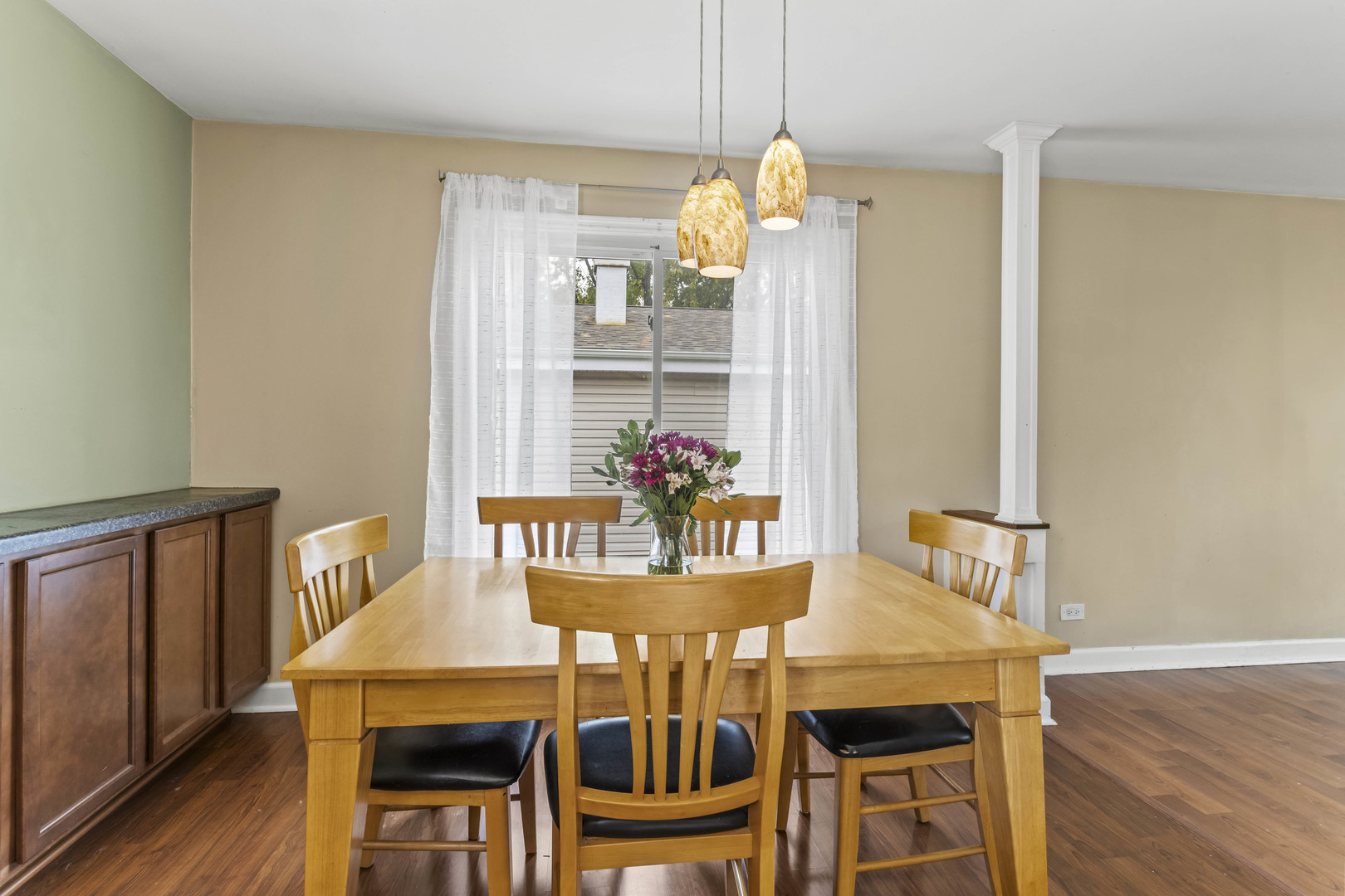 557 Cottonwood Circle Bolingbrook IL 60440