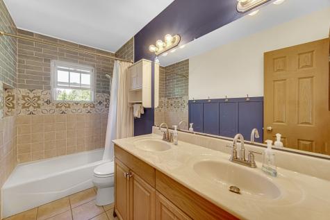 1551 Spruce Avenue Hanover Park IL 60133