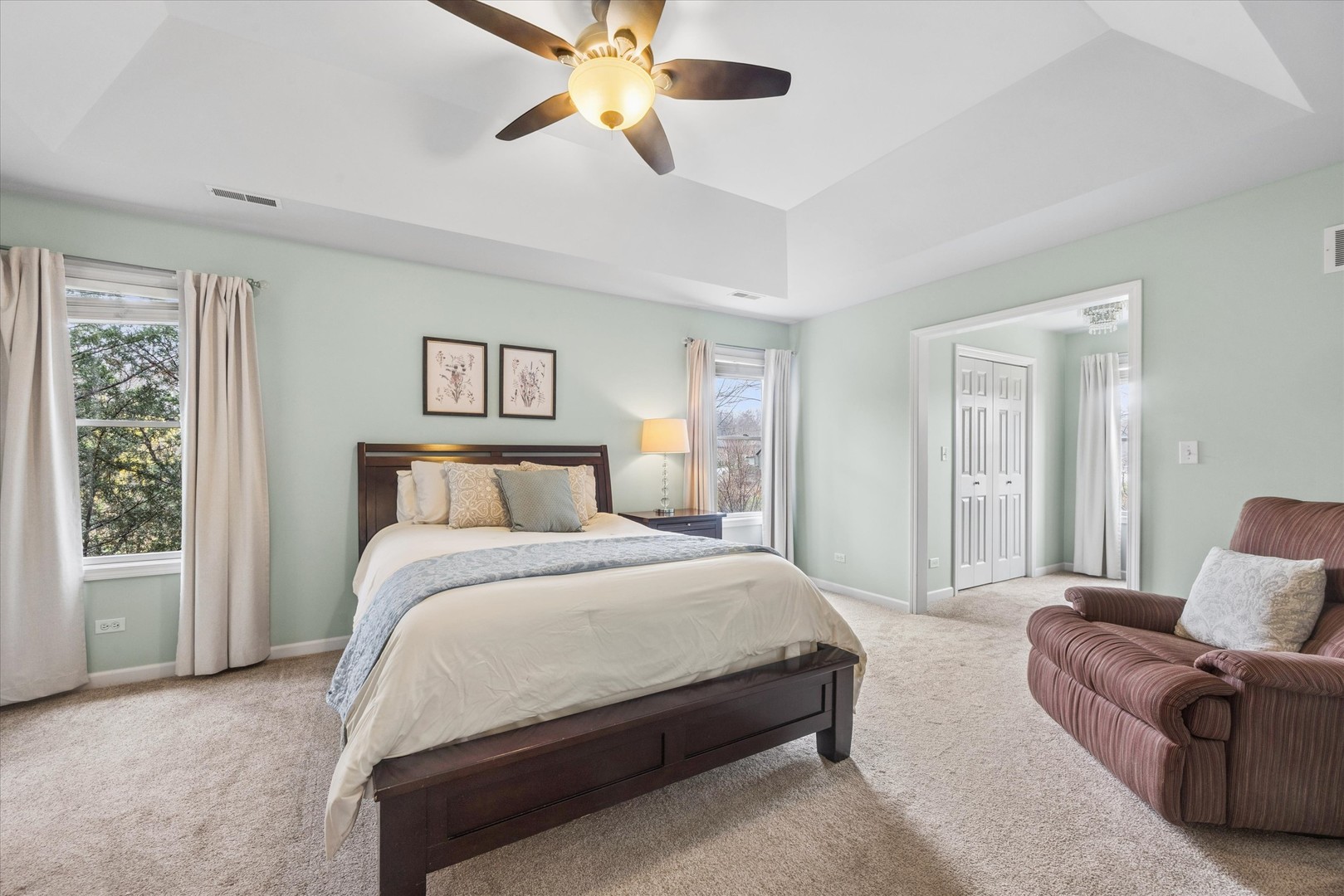9025 Darien Woods Court Darien IL 60561