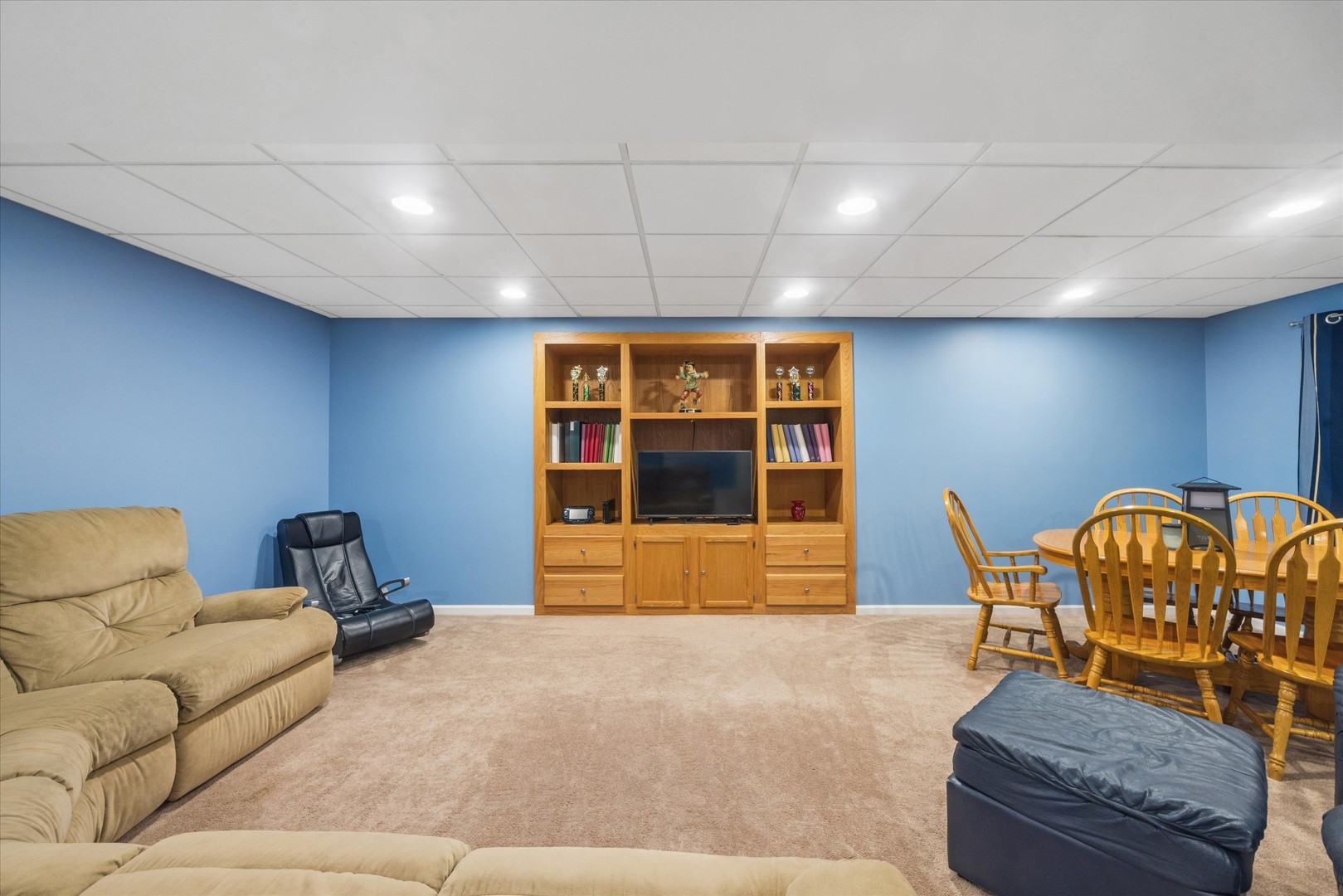 9025 Darien Woods Court Darien IL 60561