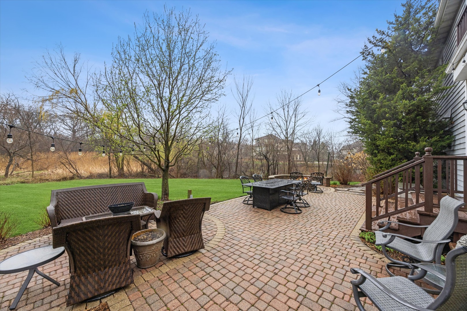 9025 Darien Woods Court Darien IL 60561