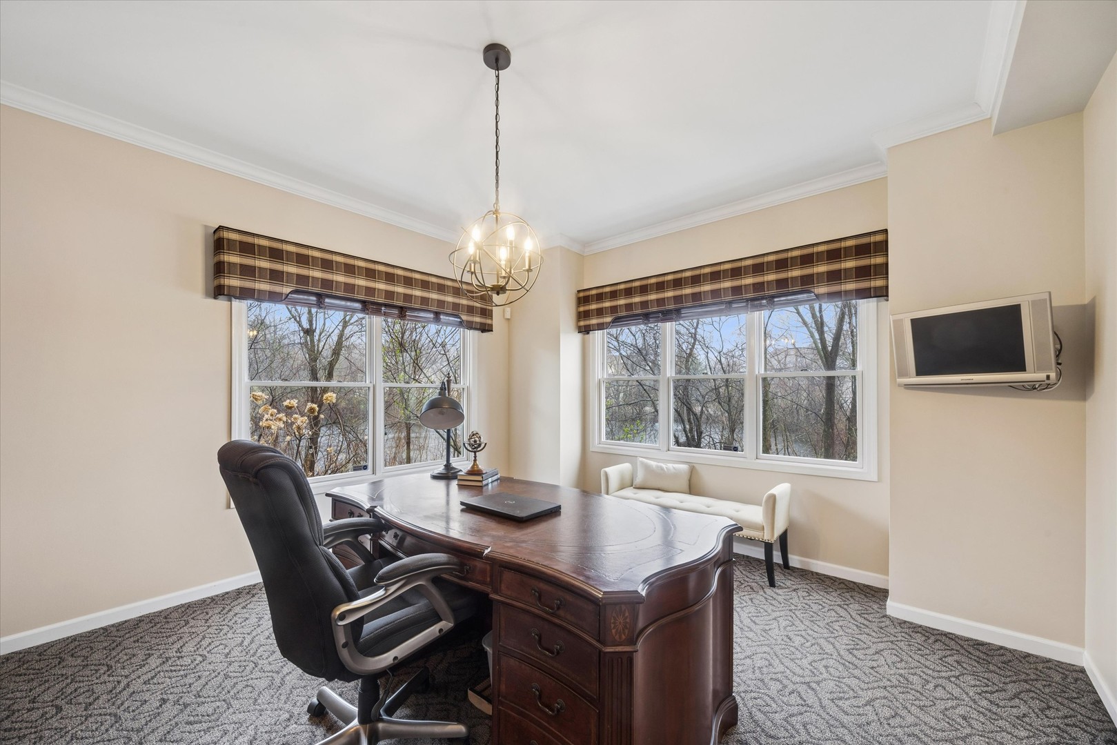 9025 Darien Woods Court Darien IL 60561