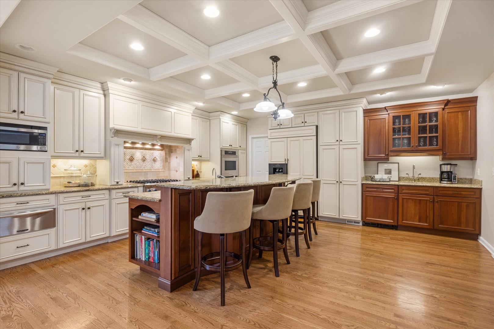 9025 Darien Woods Court Darien IL 60561