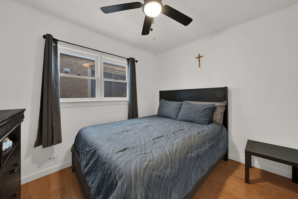 6628 West 63rd Place Chicago IL 60638