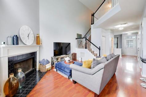 1267 Arapaho Court Naperville IL 60540