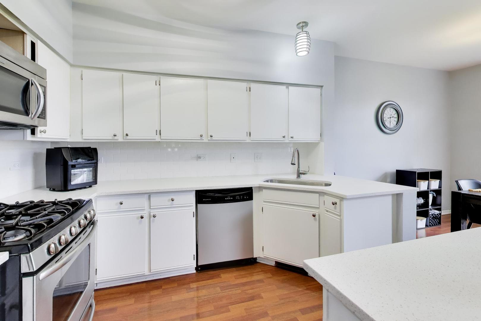 1267 Arapaho Court Naperville IL 60540