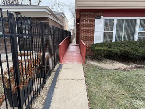 11443 South Hermosa Avenue Chicago IL 60643