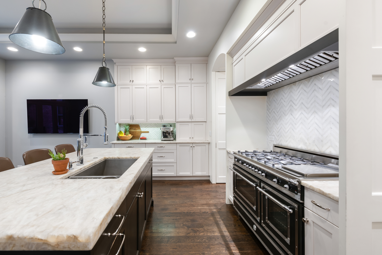 41 East Elm Street Chicago IL 60611