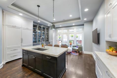 41 East Elm Street Chicago IL 60611