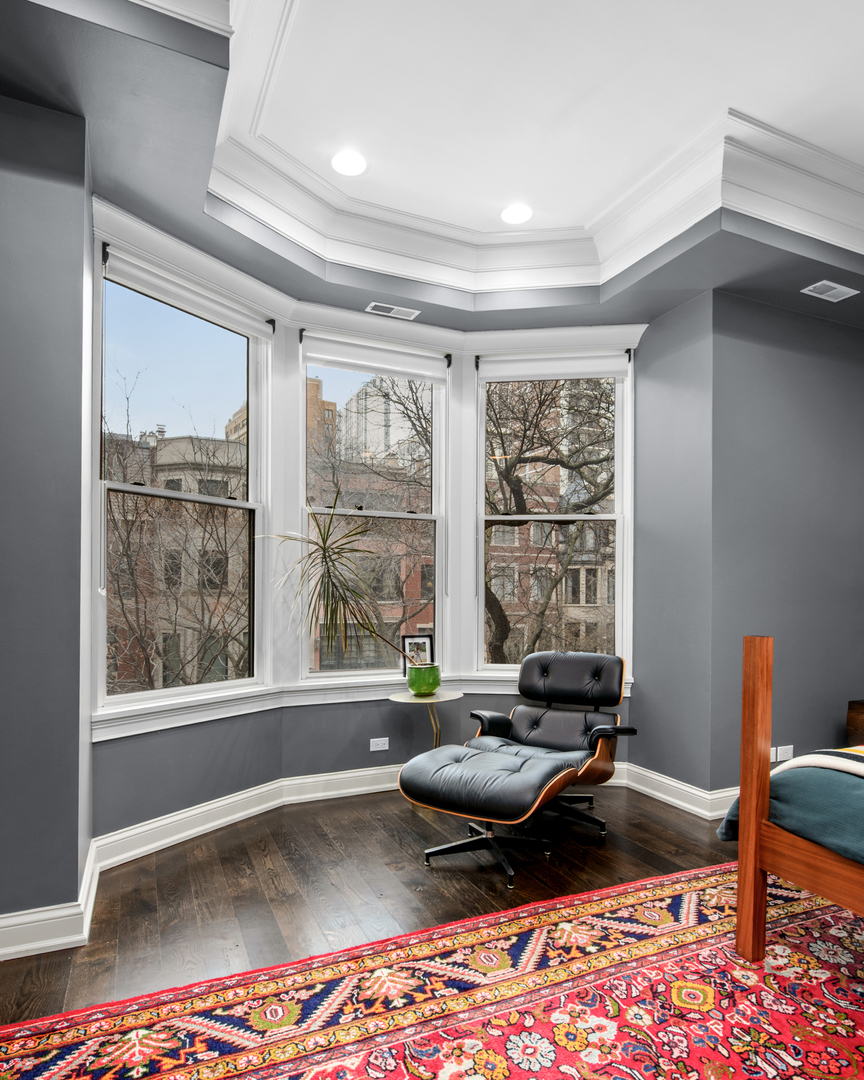 41 East Elm Street Chicago IL 60611