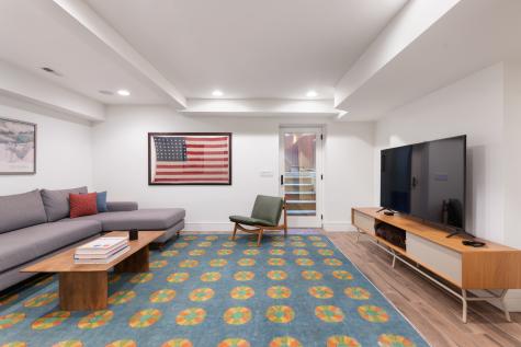 41 East Elm Street Chicago IL 60611