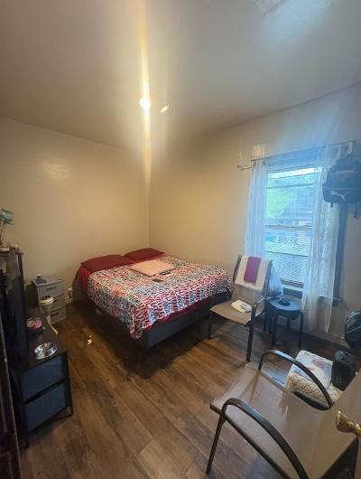 7512 South Saint Lawrence Avenue Chicago IL 60619
