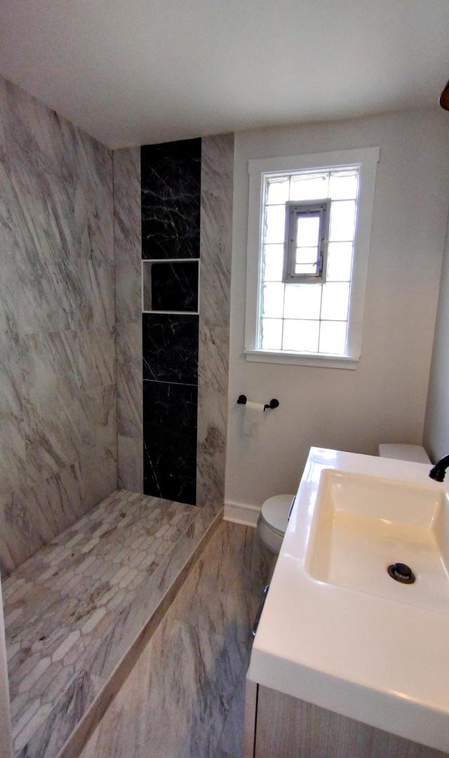 9630 South La Salle Street Chicago IL 60628