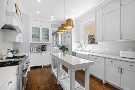 1482 Edgewood Lane Winnetka IL 60093