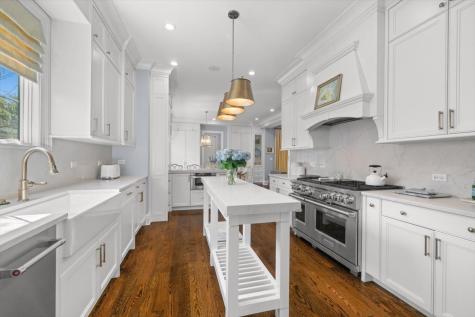 1482 Edgewood Lane Winnetka IL 60093