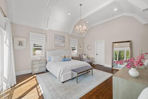 1482 Edgewood Lane Winnetka IL 60093