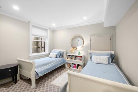 1482 Edgewood Lane Winnetka IL 60093