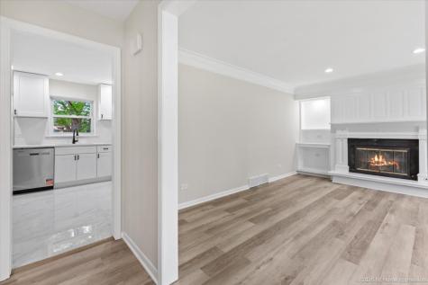 17028 Evans Drive South Holland IL 60473