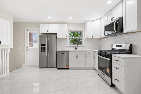 17028 Evans Drive South Holland IL 60473