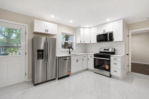 17028 Evans Drive South Holland IL 60473