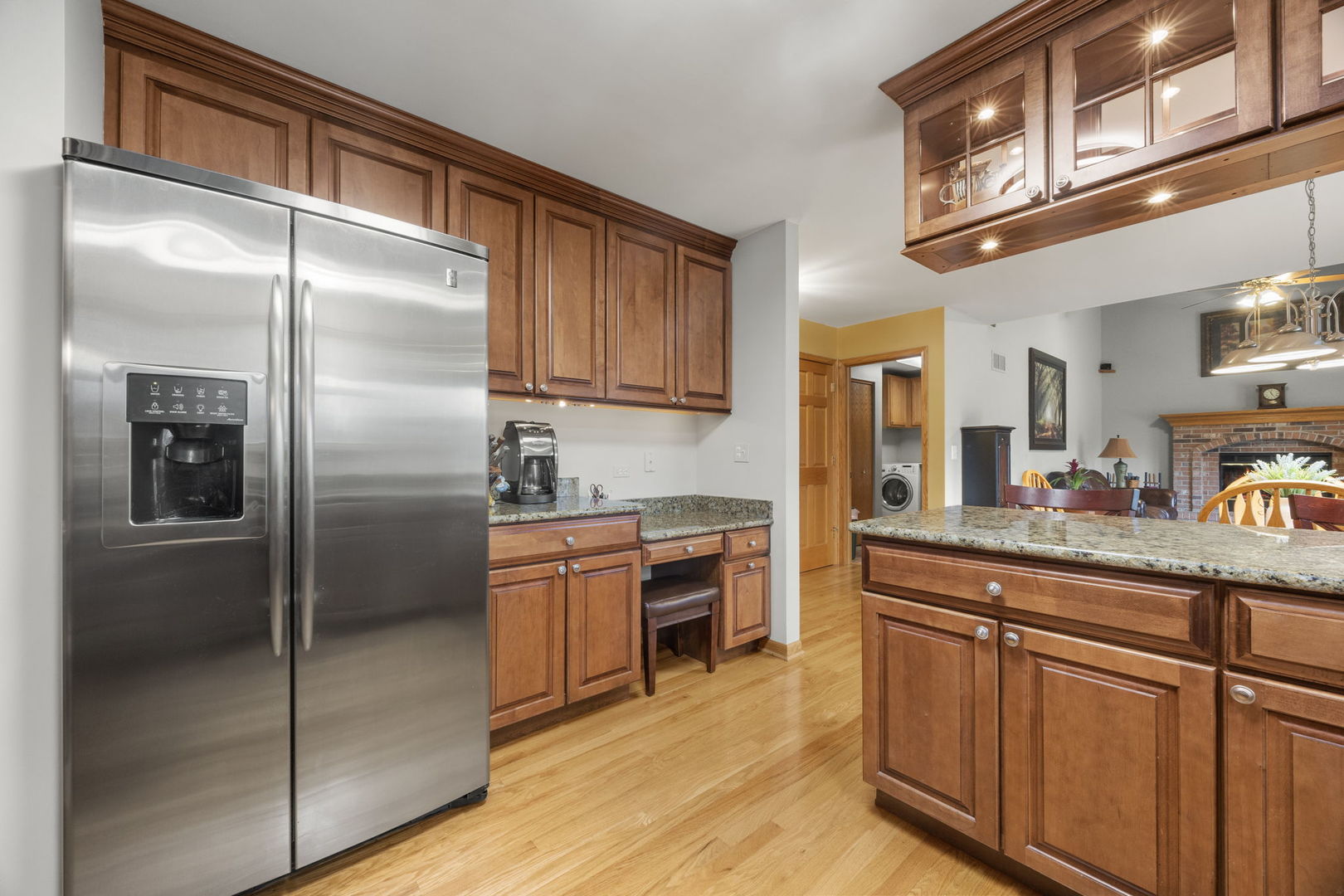 33 Forestview Lane Aurora IL 60502