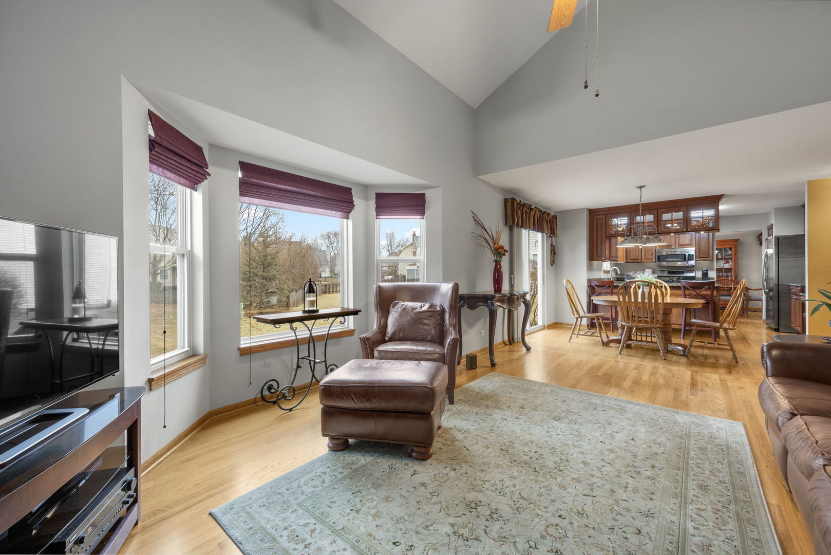 33 Forestview Lane Aurora IL 60502