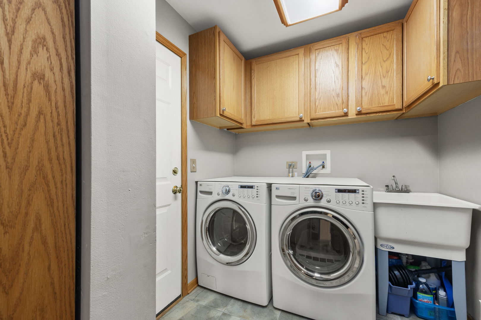 33 Forestview Lane Aurora IL 60502