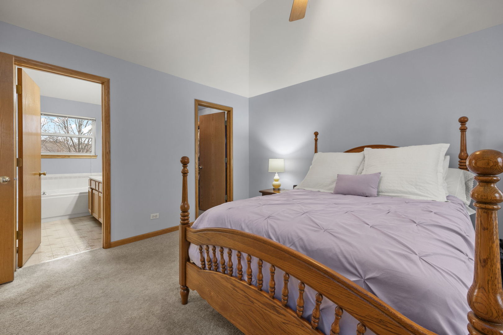 33 Forestview Lane Aurora IL 60502