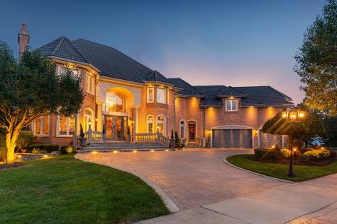 147 Los Lagos Drive Bloomingdale IL 60108