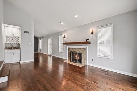 1452 Concord Avenue Westchester IL 60154