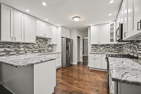 1452 Concord Avenue Westchester IL 60154