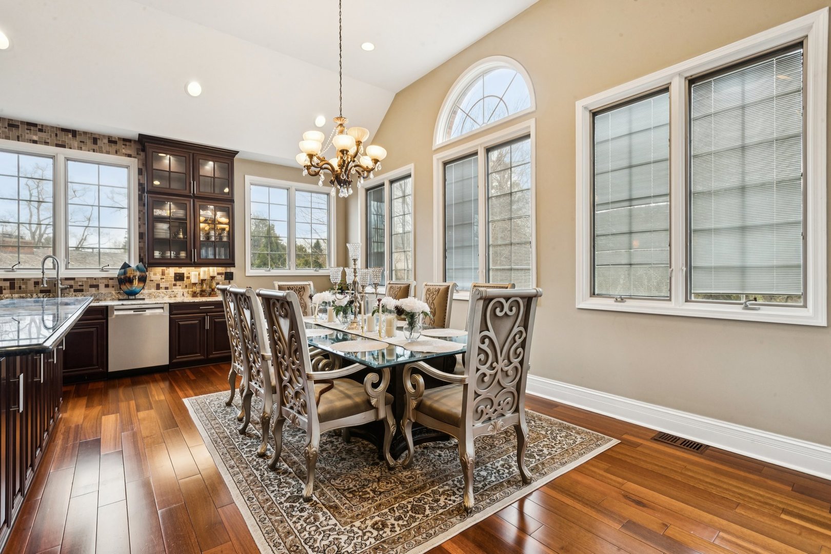 4229 Dempster Street Skokie IL 60076