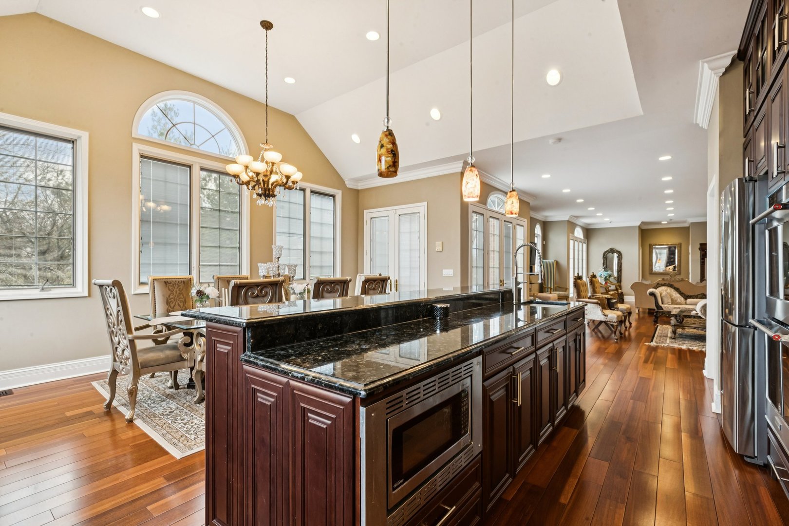 4229 Dempster Street Skokie IL 60076
