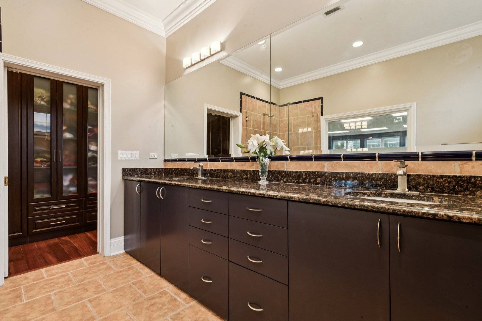 4229 Dempster Street Skokie IL 60076